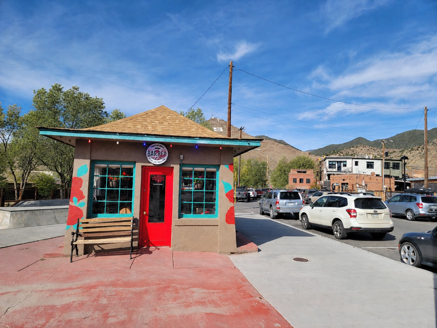 West End Barber exterior